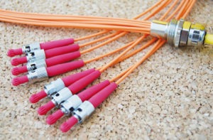 ICS24; ICoNet24; Lichtwellenleiter; Kabel-Konfektion; Netzwerktechnik; Netzwerkkomponenten; Sicherheitstechnik; Instandhaltung